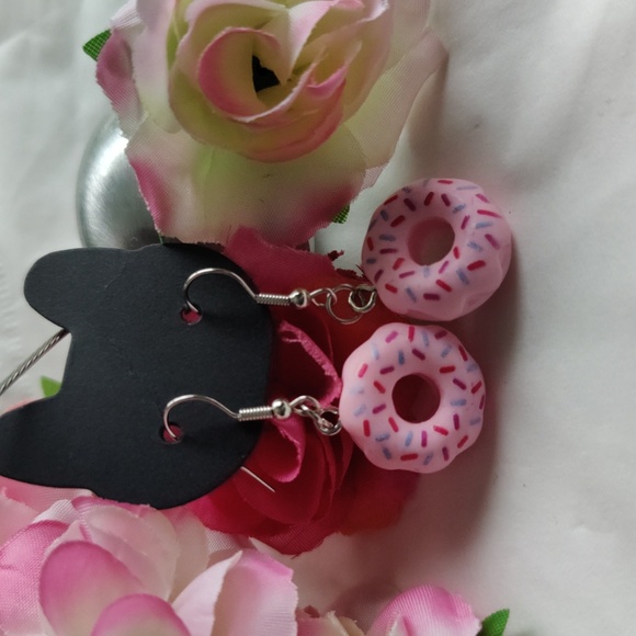 Donuts Earrings Handmade Soft Pink - Picture 1 of 6